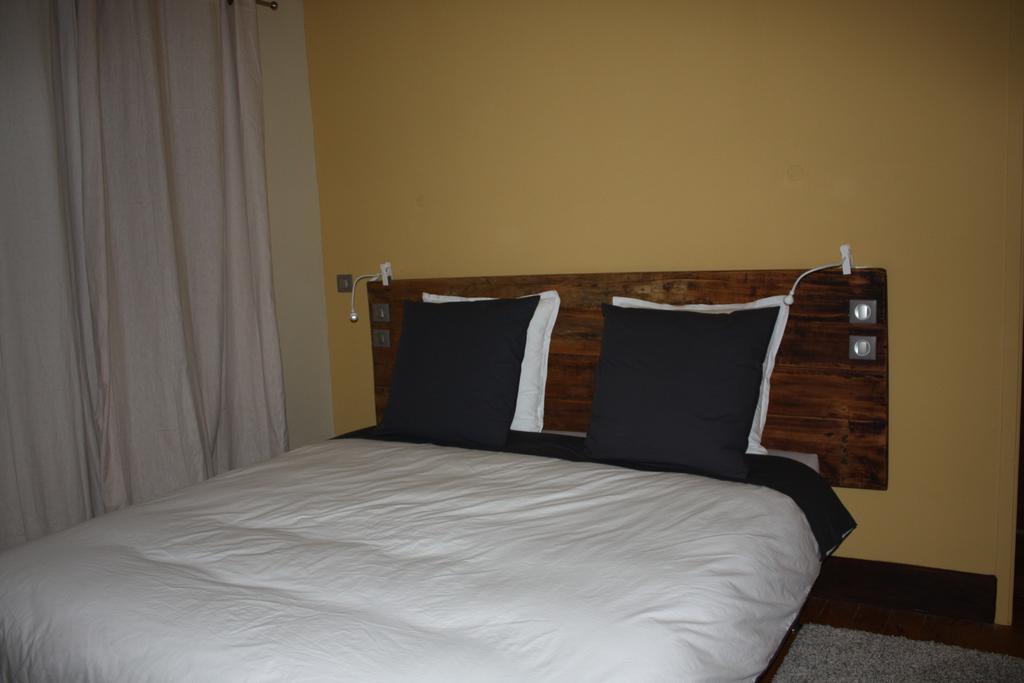 Bed In Bellongue Aucazein Habitación foto